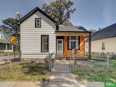 1834 Ontario Street, Omaha, NE 68108