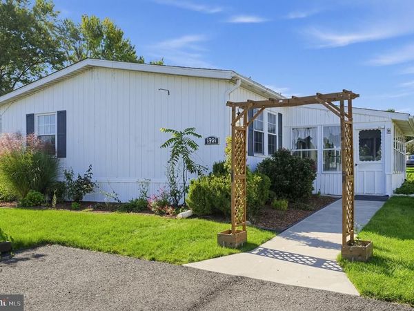 322 RUNNING BROOK ROAD, NORTH WALES, PA 19454