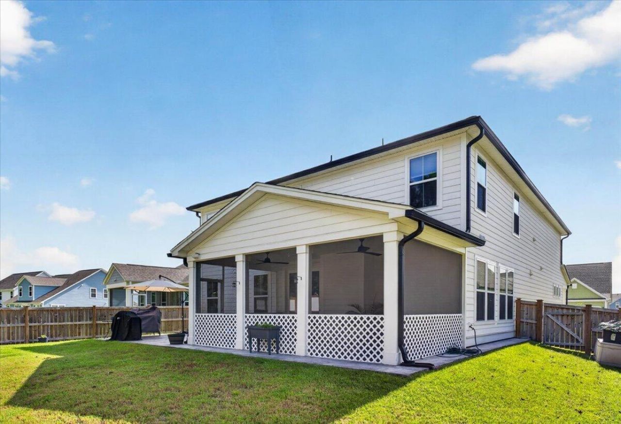 738 Opal Wing Street Photo 58