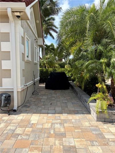 4689 Southern Breeze Dr , Naples, FL 34114 Photo