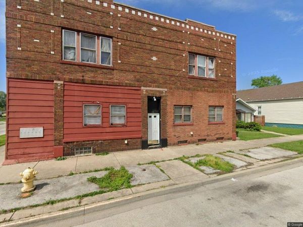 44 156th Street , Calumet City, IL 60409