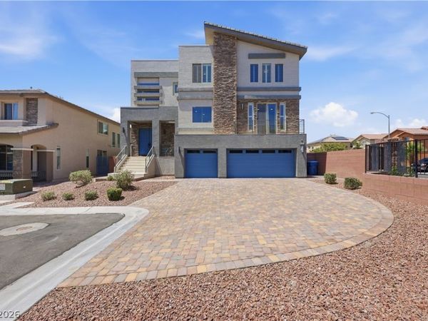 8609 Calla Lily Court , Las Vegas, NV 89139