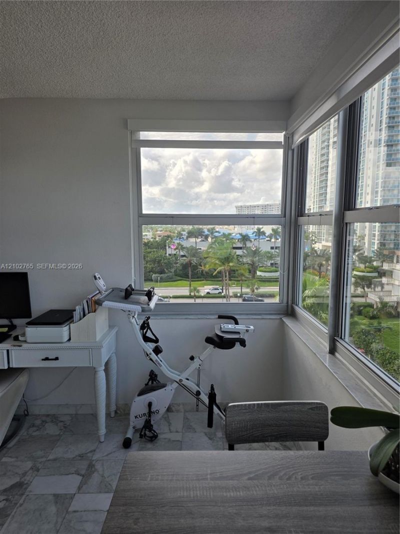1950 S Ocean Dr , Unit 5F, Hallandale Beach, FL 33009 Photo