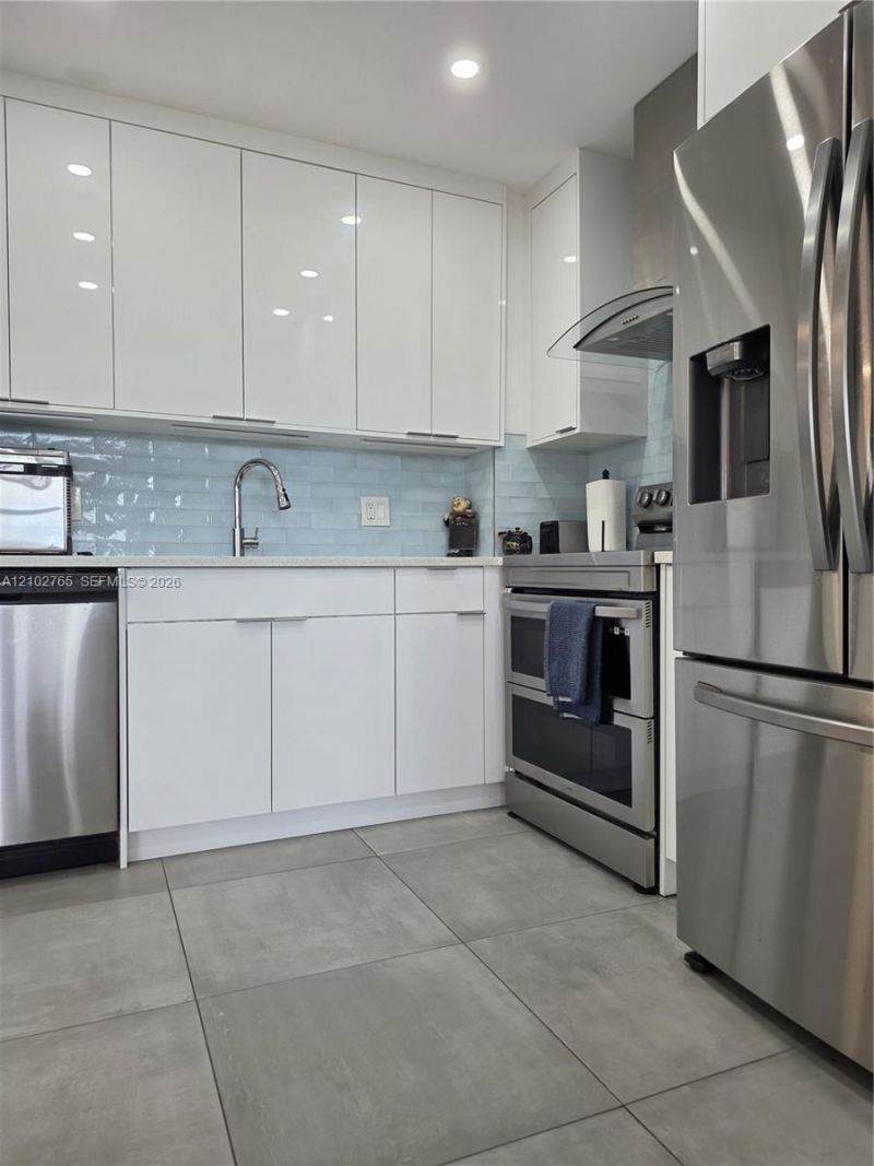 1950 S Ocean Dr , Unit 5F, Hallandale Beach, FL 33009 Photo