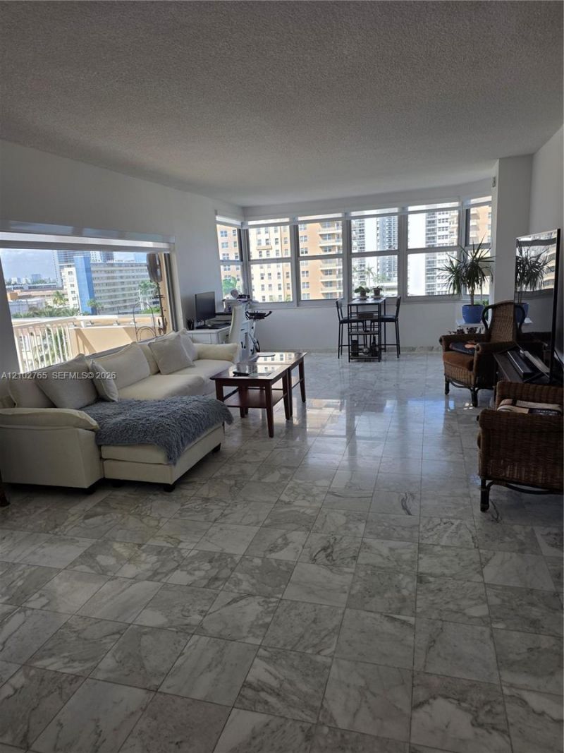 1950 S Ocean Dr , Unit 5F, Hallandale Beach, FL 33009 Photo