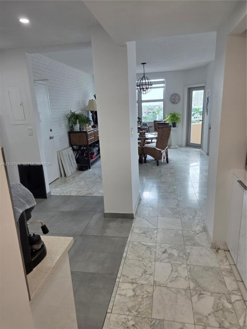 1950 S Ocean Dr , Unit 5F, Hallandale Beach, FL 33009 Photo