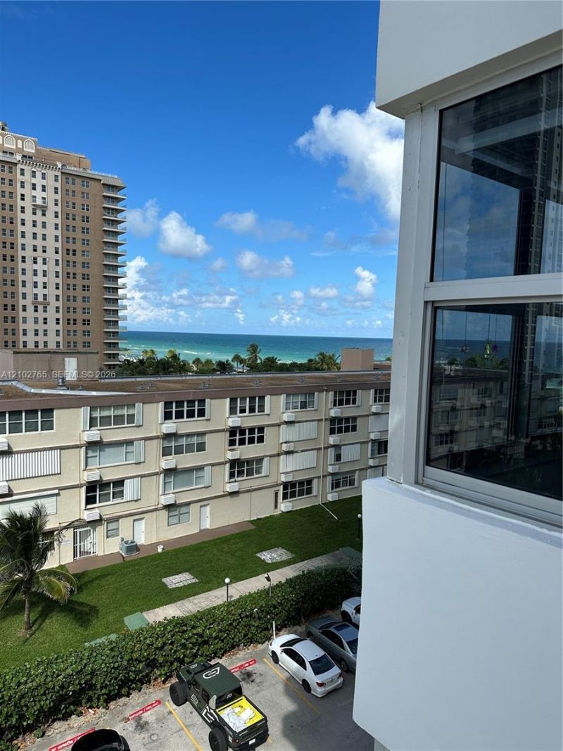 1950 S Ocean Dr , Unit 5F, Hallandale Beach, FL 33009 Photo