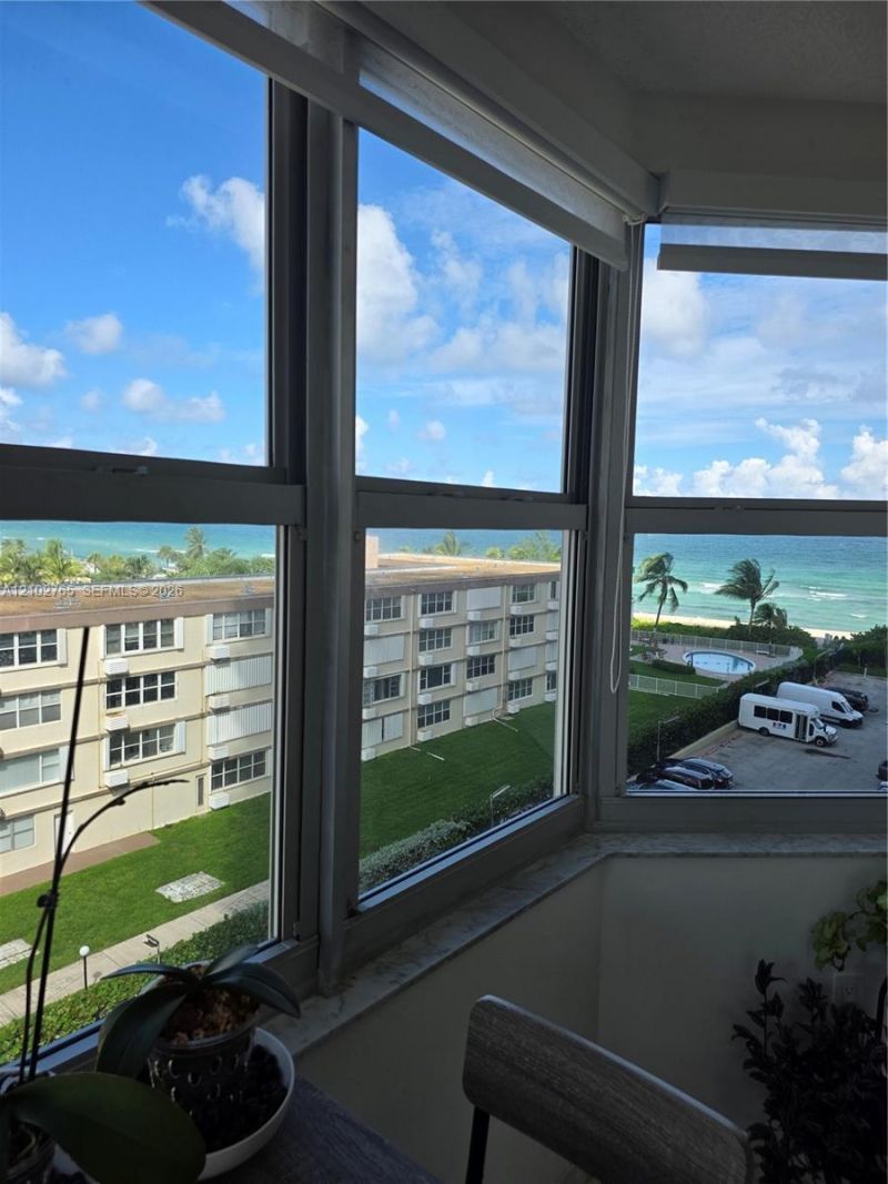 1950 S Ocean Dr , Unit 5F, Hallandale Beach, FL 33009 Photo