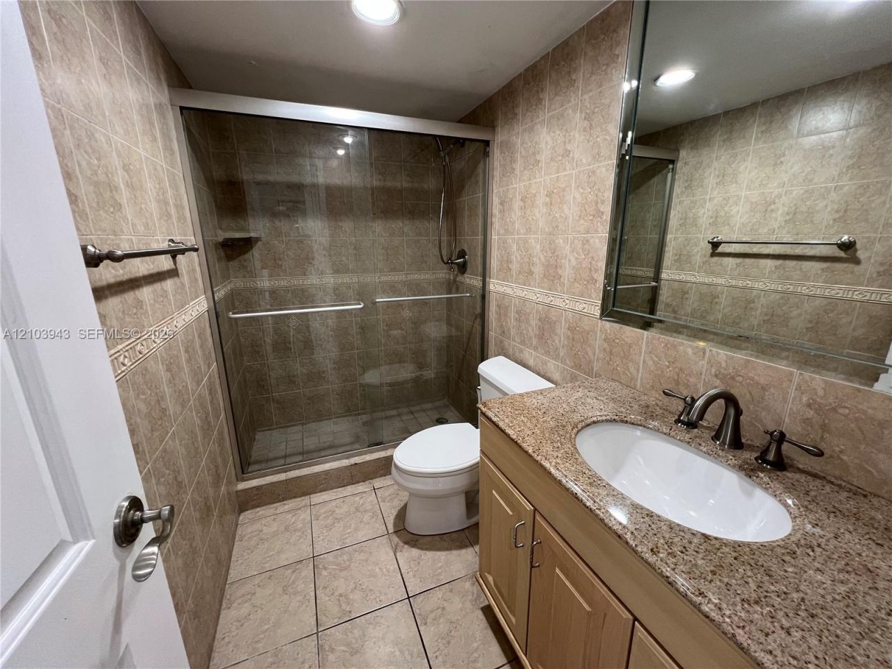 3140 S Ocean Dr , Unit 303, Hallandale Beach, FL 33009 Photo
