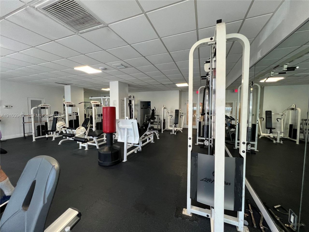 3140 S Ocean Dr , Unit 303, Hallandale Beach, FL 33009 Photo