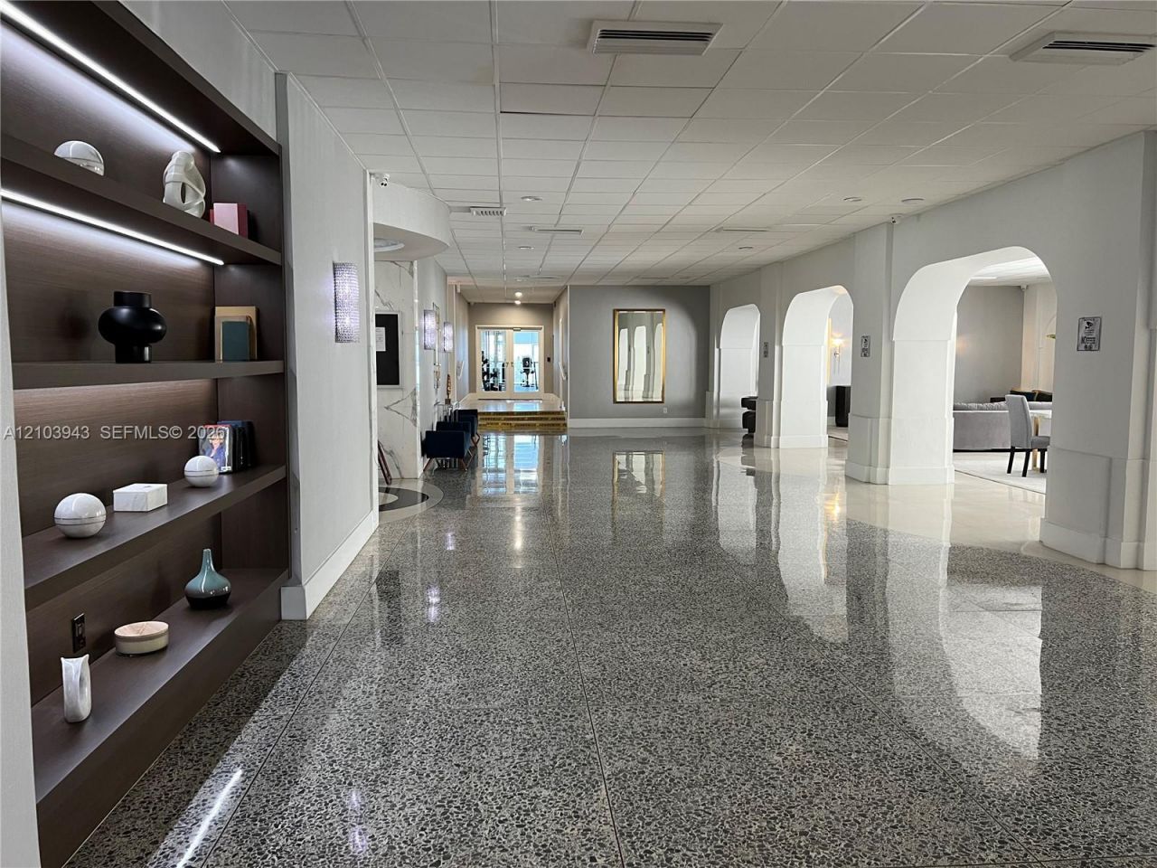 3140 S Ocean Dr , Unit 303, Hallandale Beach, FL 33009 Photo
