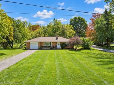 6133 Miller Road, Swartz Creek, Mi 48473