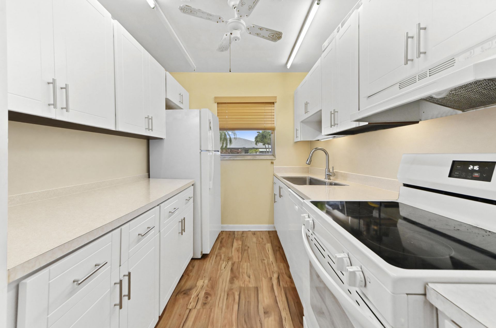 947 Circle Drive, Unit A, Delray Beach, FL 33445 Photo