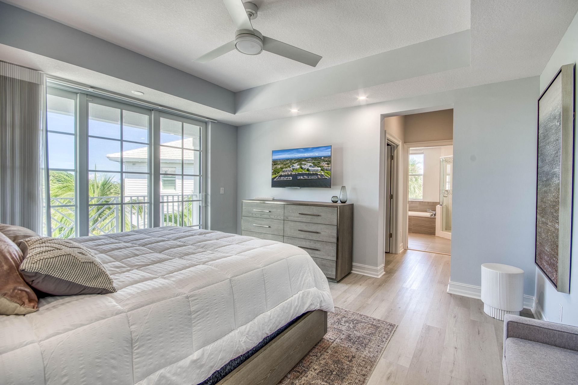 441 Bay Colony Drive N, Juno Beach, FL 33408 Photo