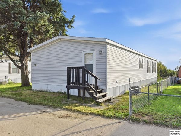 8550 Thompson Drive, Unit 68, Blair, NE 68008