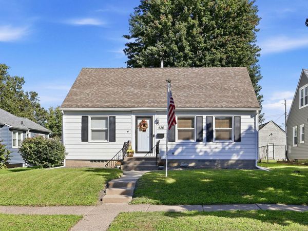 436 W Garfield Street , Davenport, IA 52803