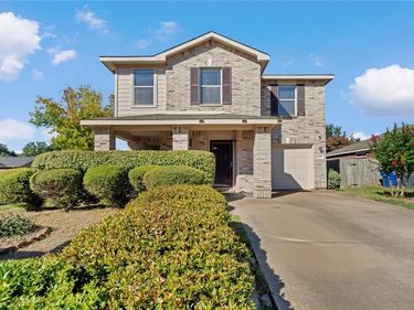 4007 Willow Leaf Court, Dallas, TX 75212
