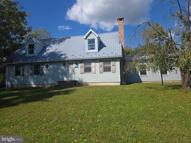 18 CENTRAL VIEW ROAD, DILLSBURG, PA 17019