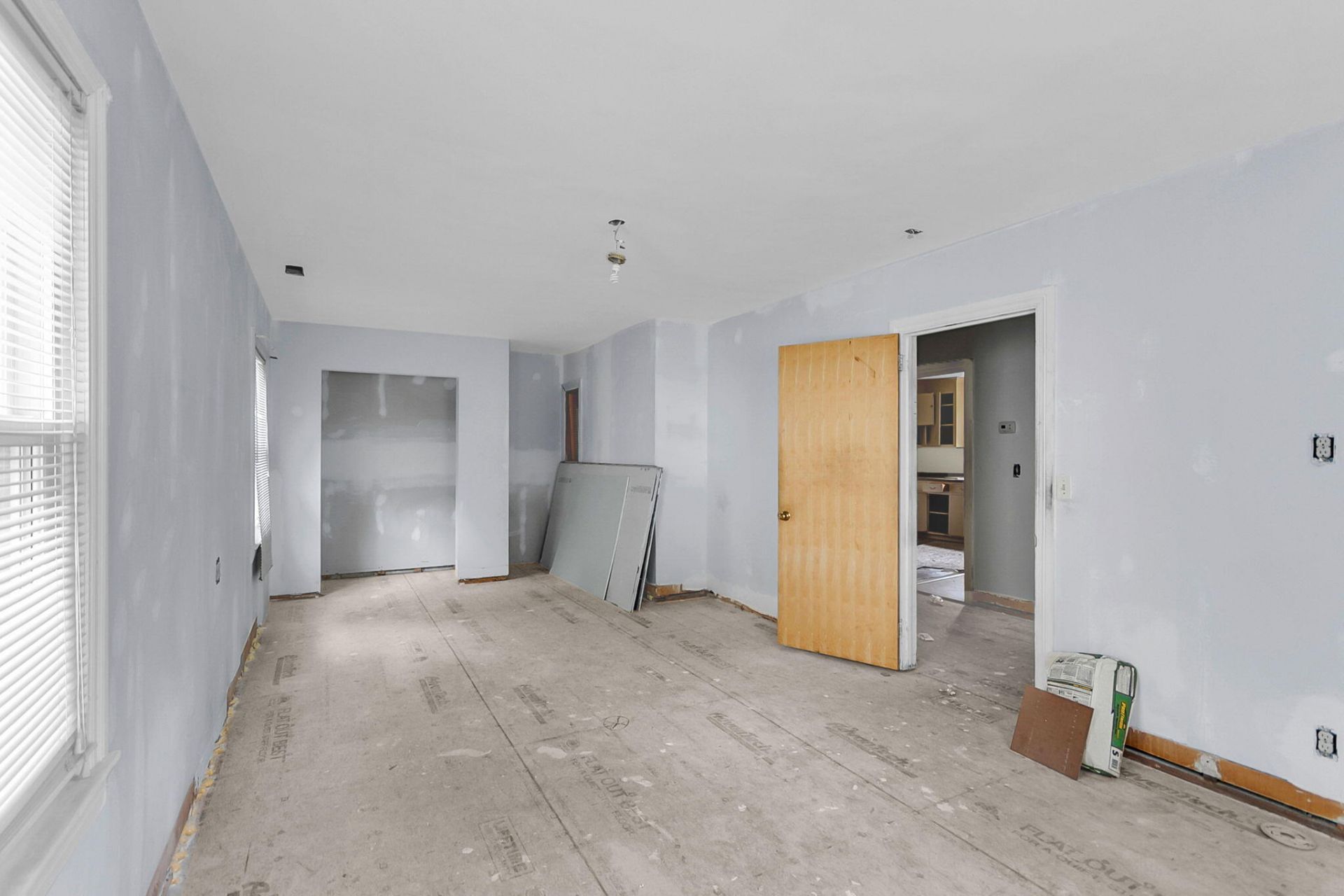 5131 Butler Street Photo 21