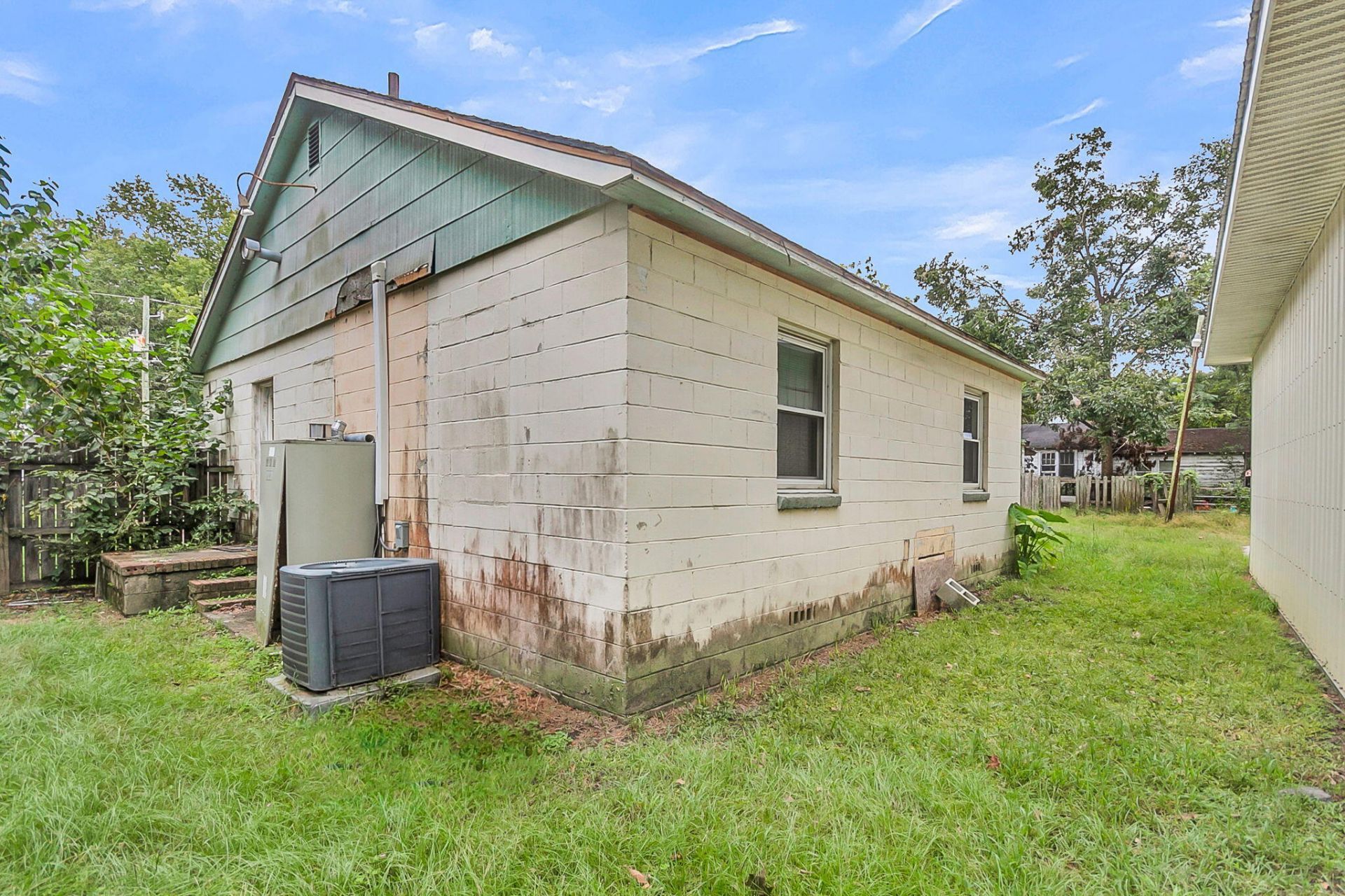 5131 Butler Street Photo 24