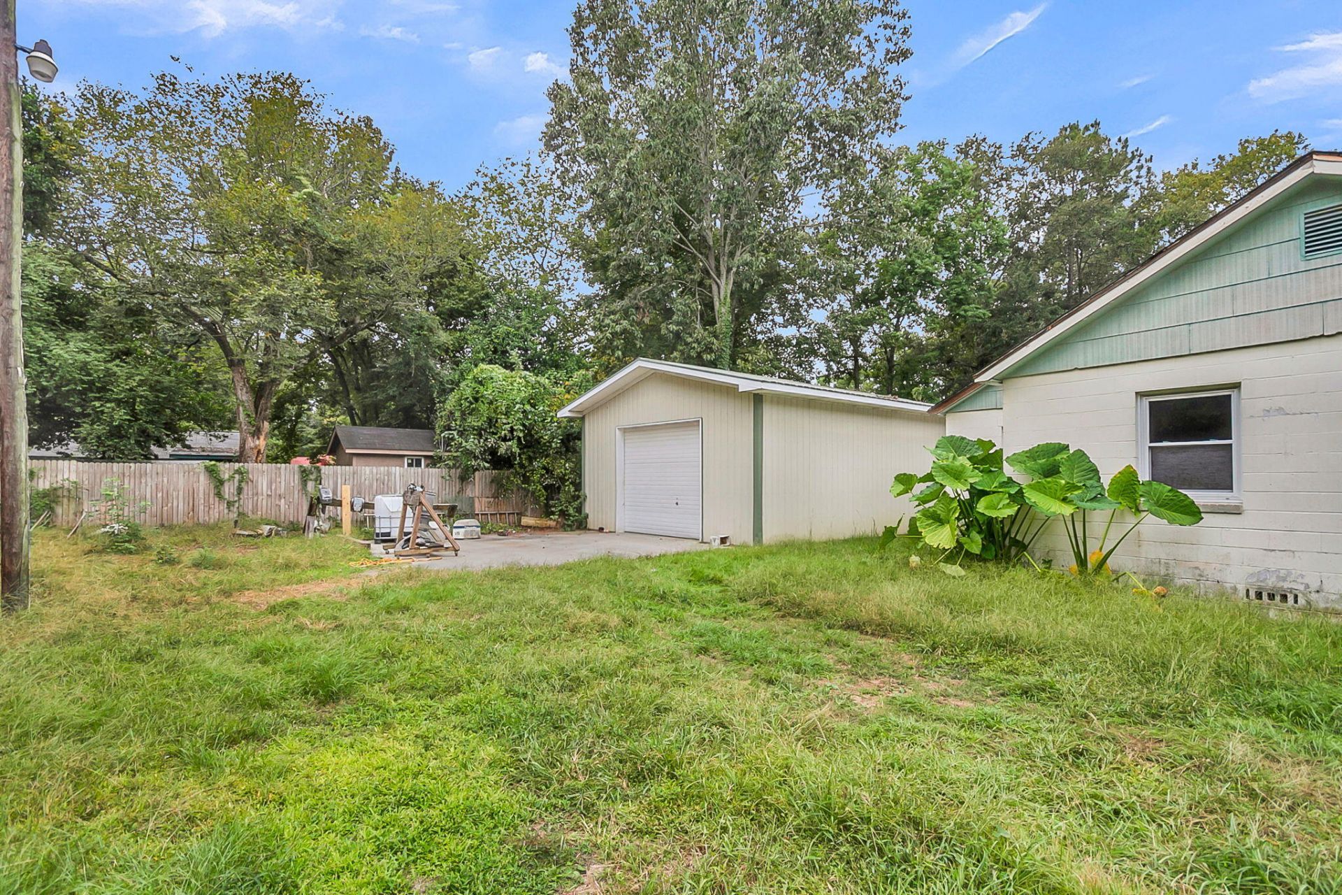5131 Butler Street Photo 26