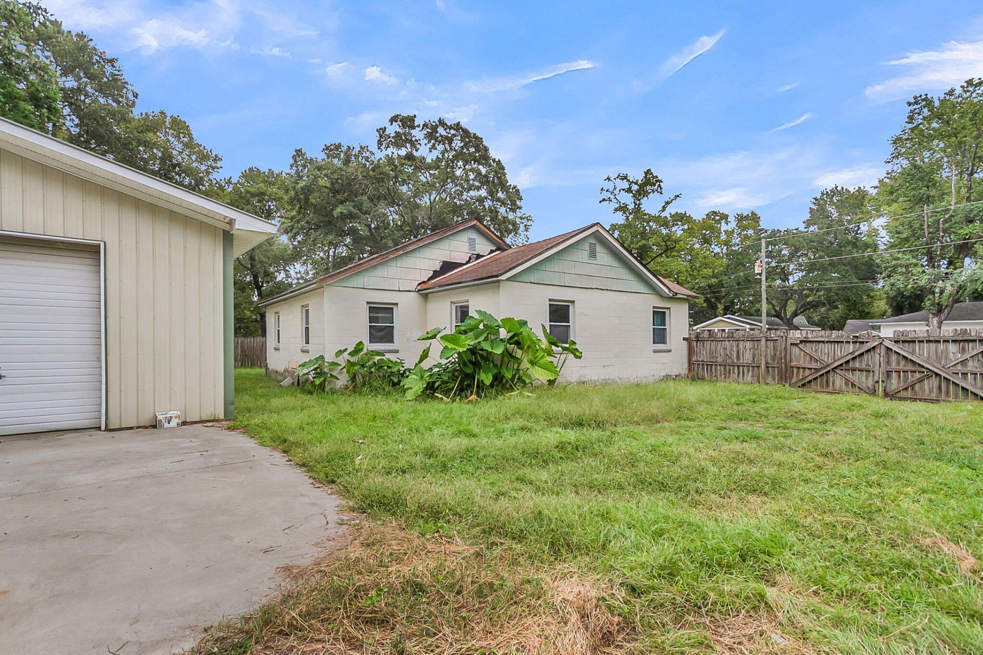 5131 Butler Street Photo 27