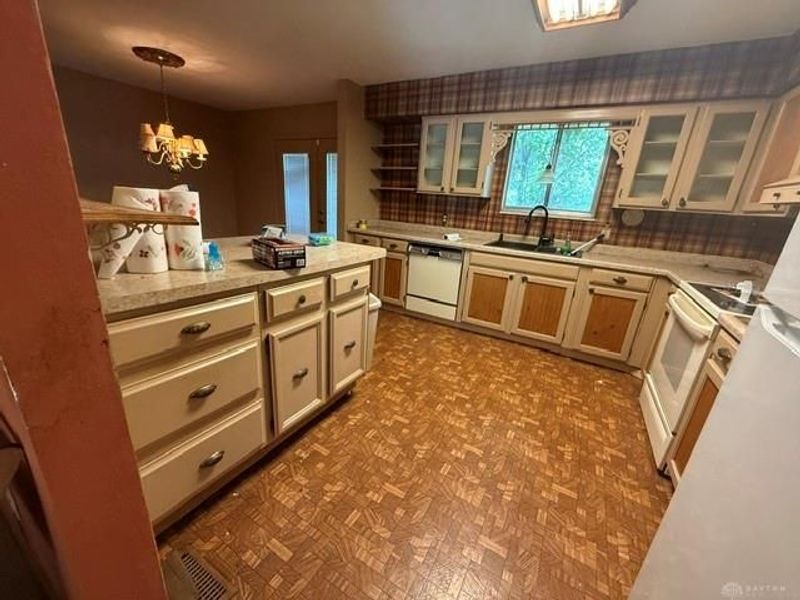88 Lindell Drive, Germantown, OH 45327 Photo 8