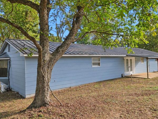 8969 County Road 445 , Winona, MO 65588