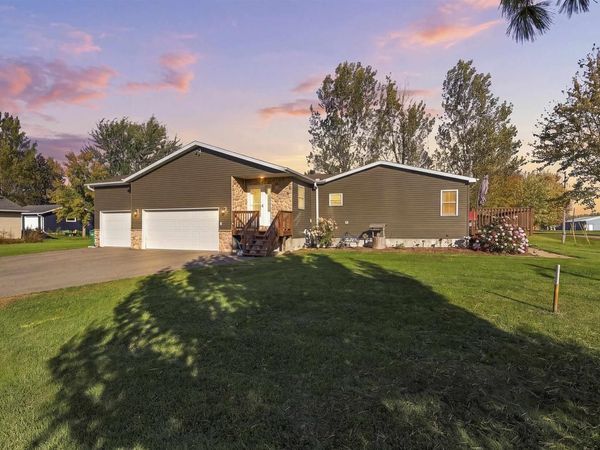 1760 PARK STREET, Rudolph, WI 54475