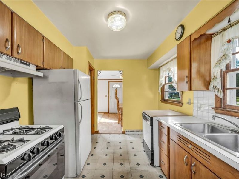 3965 Grafton Road, Brunswick, OH 44212 Photo 10