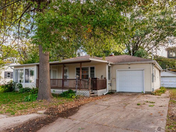 608 E 8th Street N, Newton, IA 50208