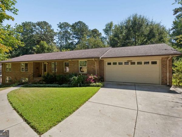 2458 Emory Lane NE, Marietta, GA 30068