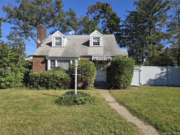 455 Walton Street , West Hempstead, NY 11552
