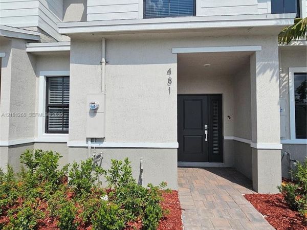 481 NE 15th St , Florida City, FL 33034