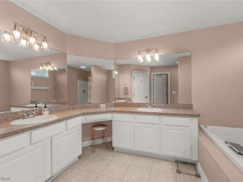 1359 Rome Circle , Broadview Heights, OH 44147 Photo 13