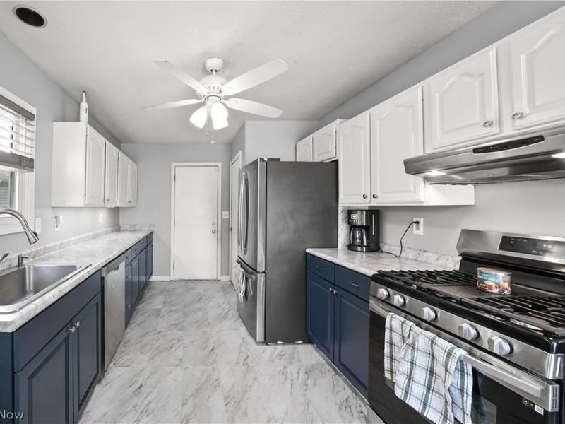 227 Forest Park Drive, Lagrange, OH 44050 Photo 8