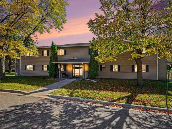 3265 80th Street E, Unit 207, Inver Grove Heights, MN 55076