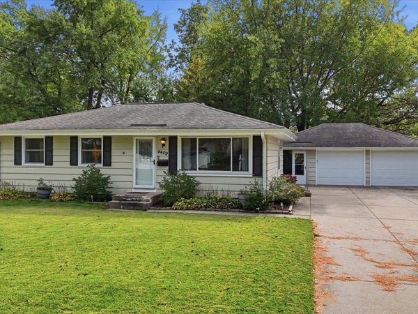 4409 Poplar Bridge Road , Bloomington, MN 55437