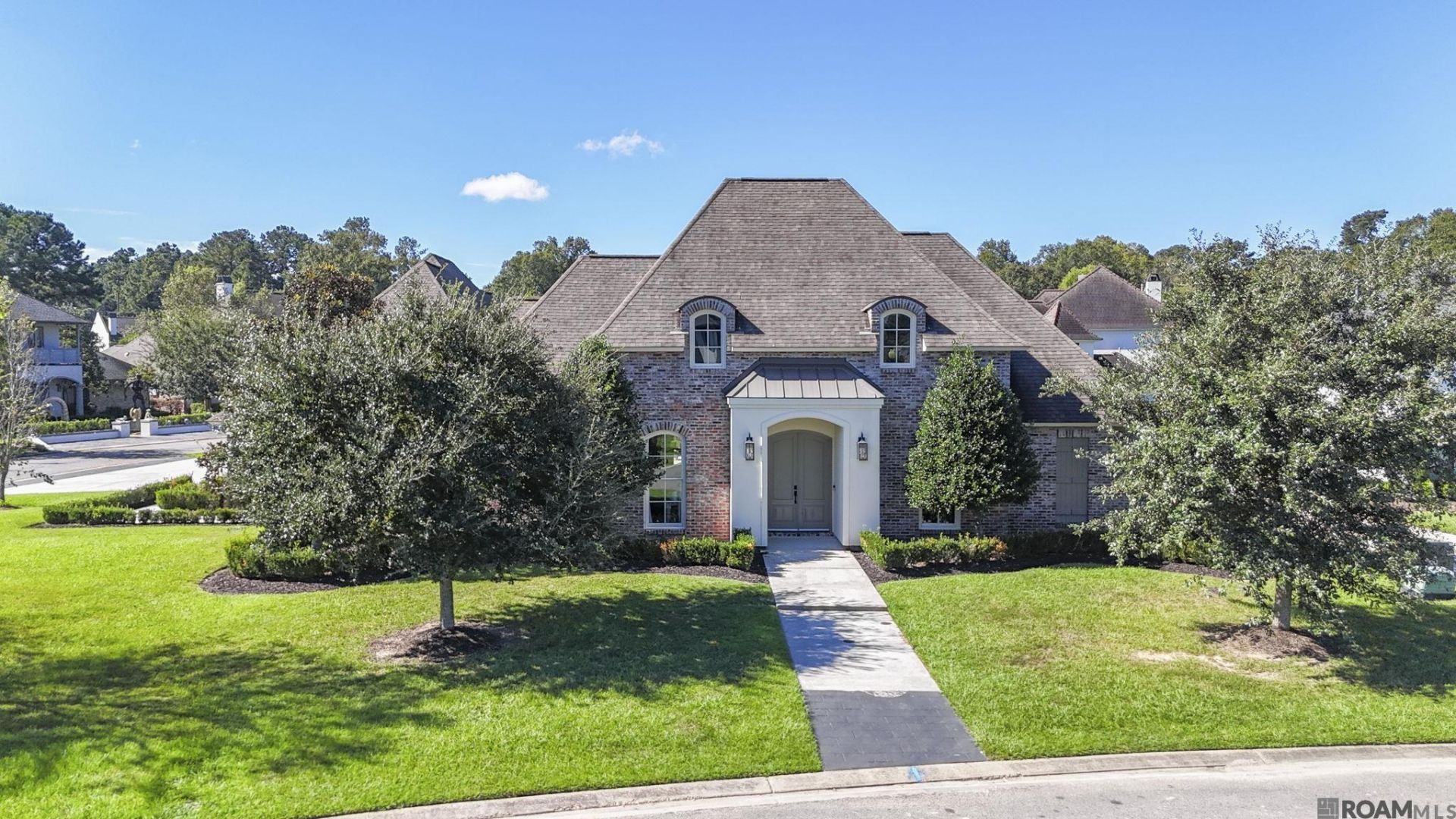 9539 Riviera Ct, Denham Springs, LA 70726 Main Photo