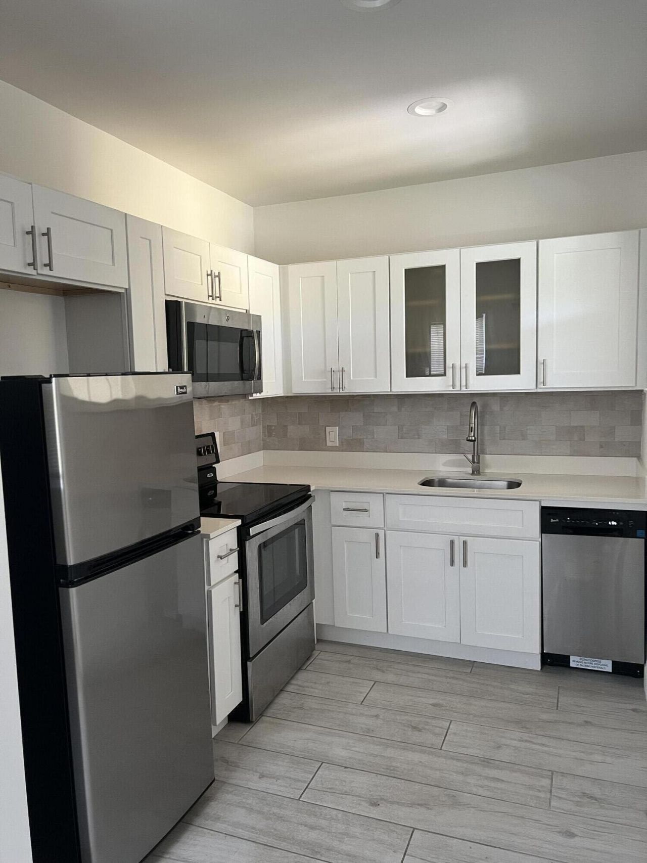 407 S Lakeside Drive, Unit D, Lake Worth Beach, FL 33460 Photo