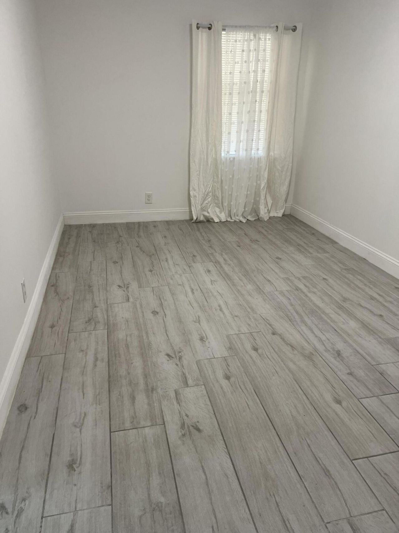 407 S Lakeside Drive, Unit D, Lake Worth Beach, FL 33460 Photo