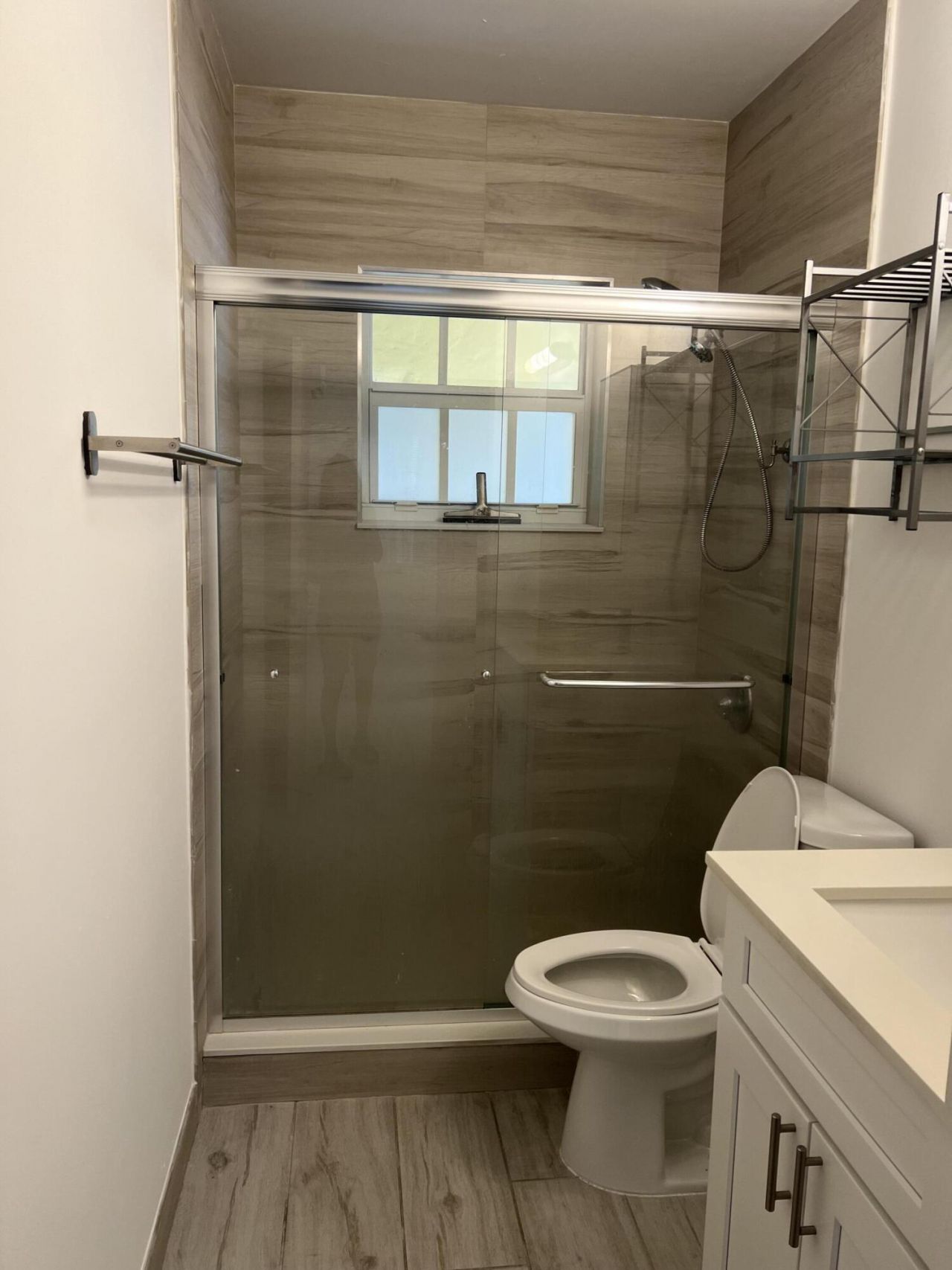 407 S Lakeside Drive, Unit D, Lake Worth Beach, FL 33460 Photo