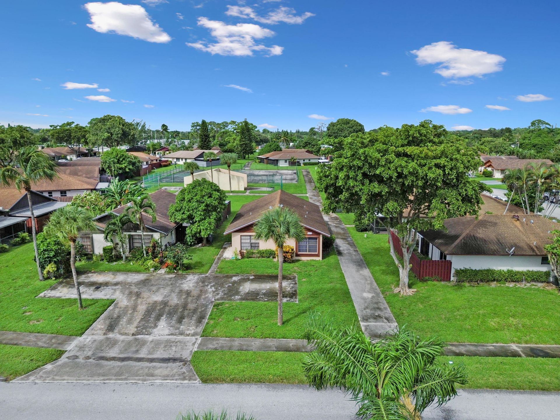 1671 Ferngran Avenue, West Palm Beach, FL 33415 Photo