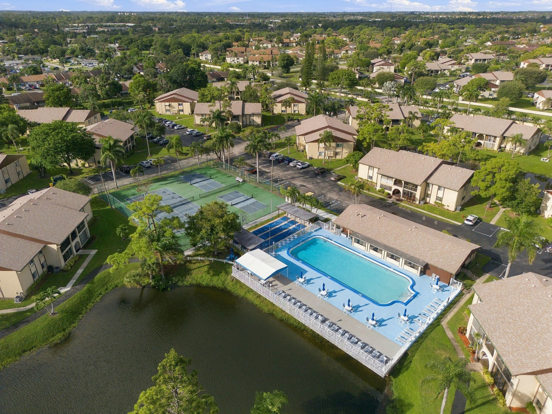 313 Pine Ridge Circle, Unit C-2, Greenacres, FL 33463 Photo