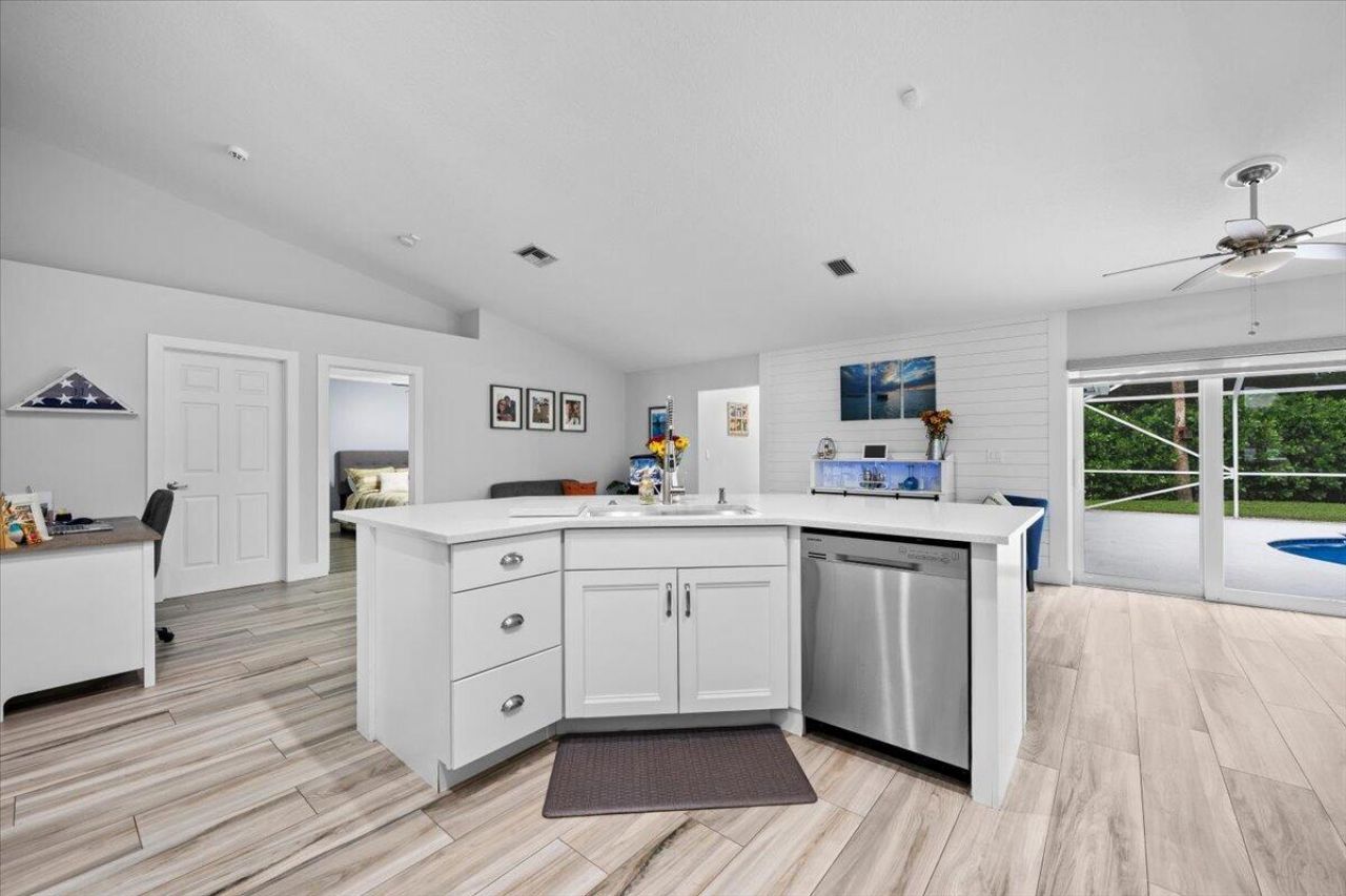 264 Malibu Circle, Greenacres, FL 33413 Photo