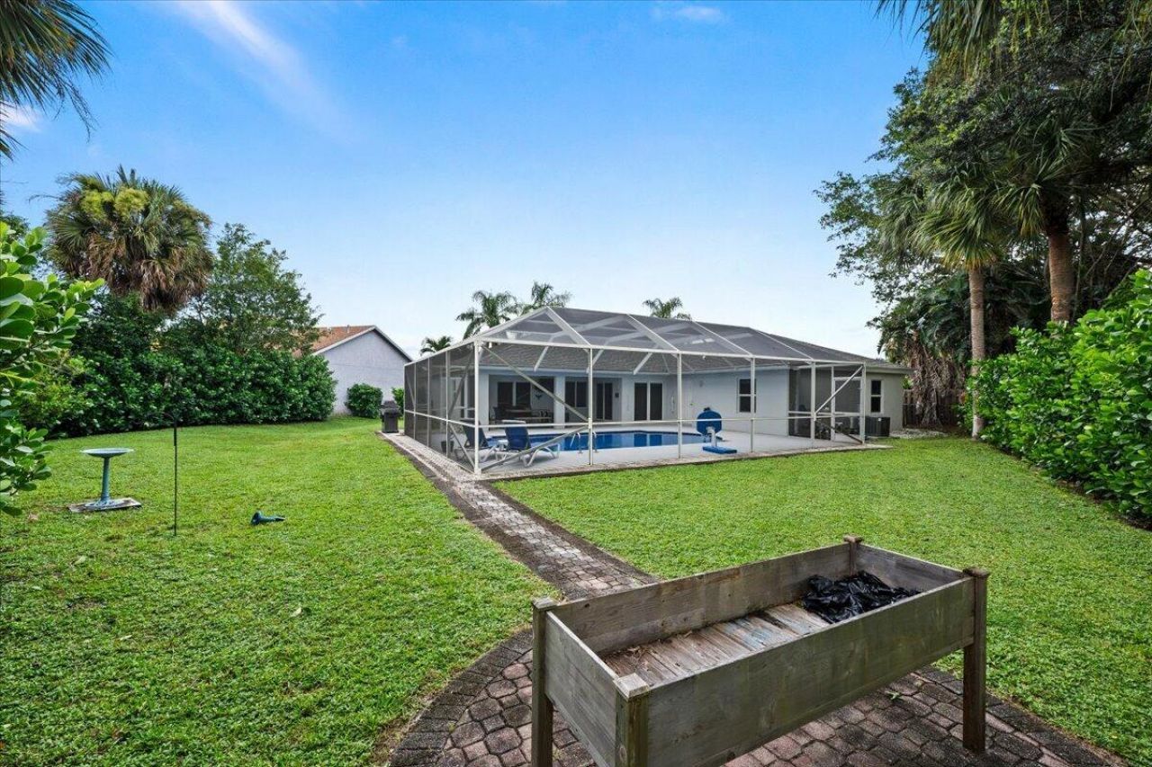 264 Malibu Circle, Greenacres, FL 33413 Photo