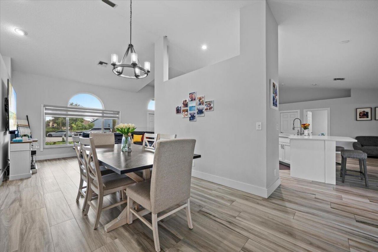264 Malibu Circle, Greenacres, FL 33413 Photo