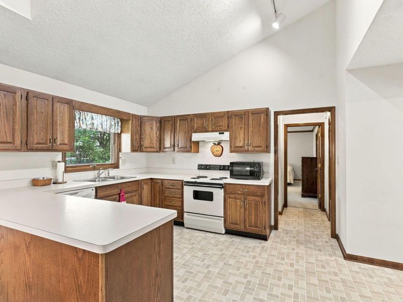 8550 N Spring Court , Pickerington, OH 43147 Photo 25