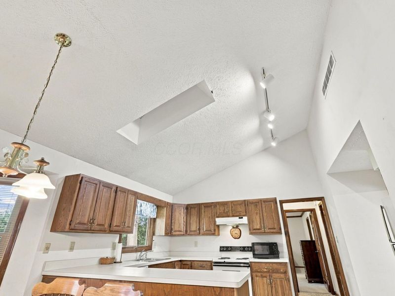 8550 N Spring Court , Pickerington, OH 43147 Photo 36