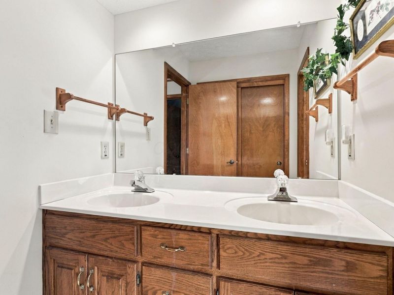 8550 N Spring Court , Pickerington, OH 43147 Photo 61